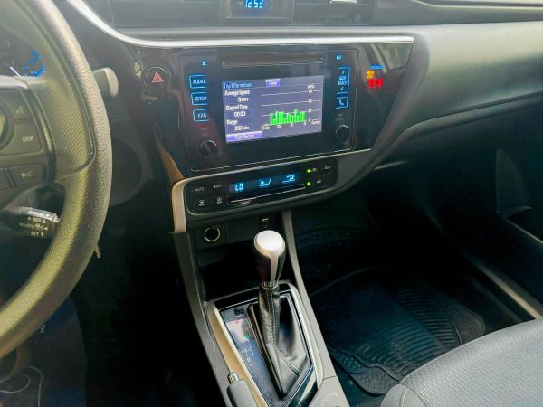 2019 Toyota Corolla LE (American Spec)