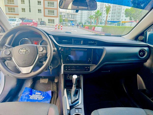 2019 Toyota Corolla LE (American Spec)