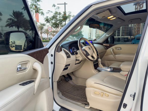 Nissan Patrol 2014 Platinum Edition